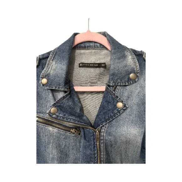 Zara Women’s Denim Jacket/Vest Size Medium, Zipper Details, Distressed - Picture 2 of 4